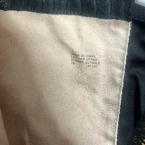 3/$15. MK Knee length leather boots 7 - Picture 8 of 8